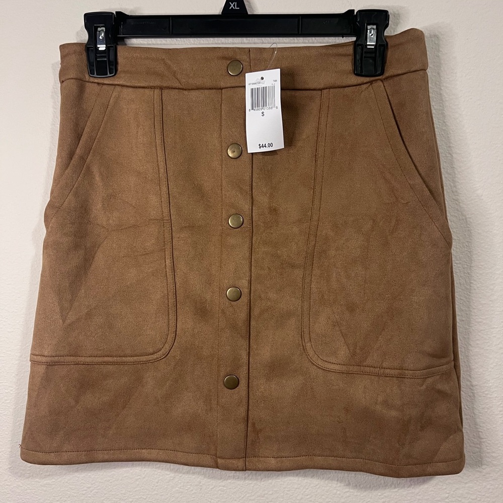 Classic Button-Front Faux Suede Mini Skirt - Tan